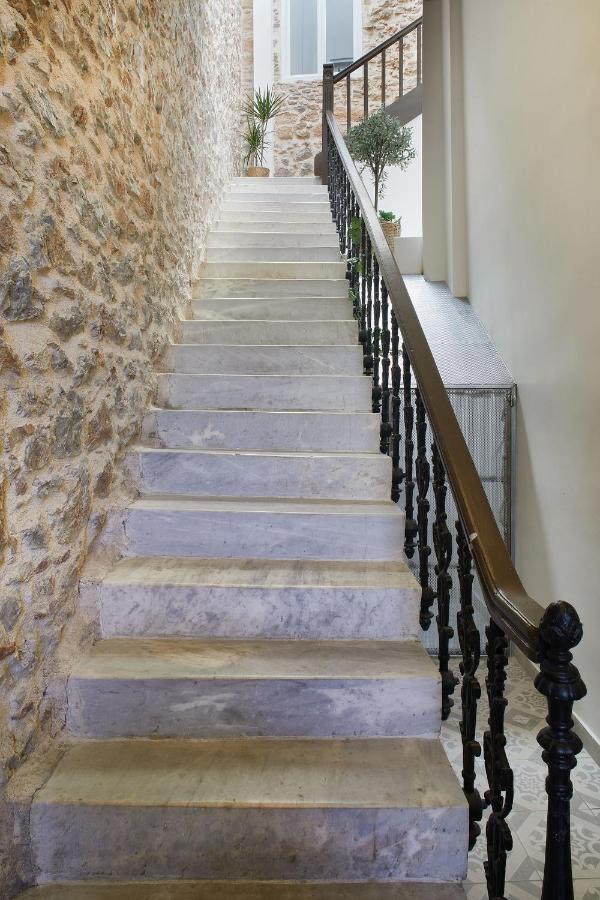 Chloe Boutique Apartments Plaka Athens Exterior photo